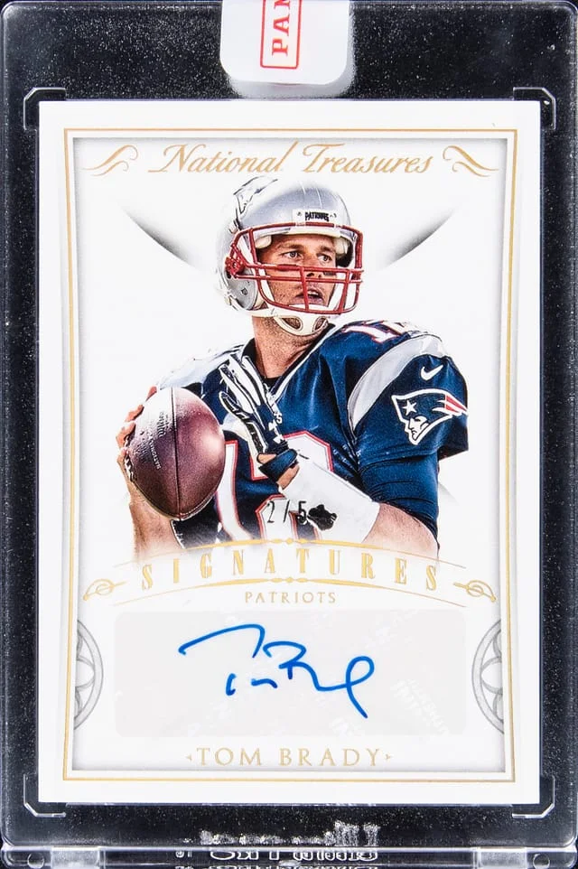 2015 Panini National Treasures Tom Brady Signatures Holo Gold #SIG-TB card image