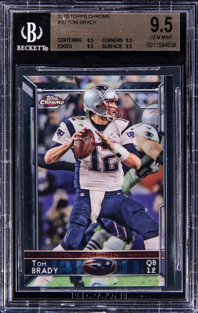 2015 Topps Chrome Tom Brady Mini-Blue Refractor #50 card image
