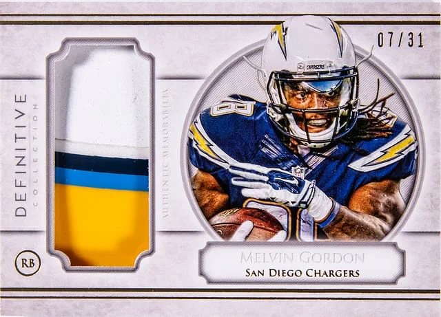 2015 Topps Melvin Gordon Definitive Helmet Collection #DHC-MG card image