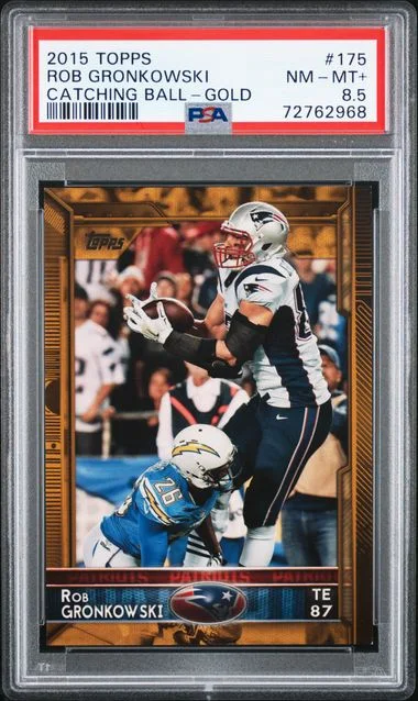 2015 Topps Rob Gronkowski, Catching Ball Gold #175 card image