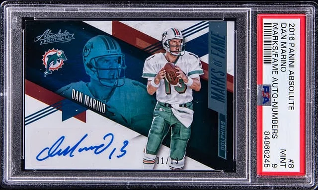 2016 Panini Absolute Dan Marino Marks of Fame Autograph Numbers #8 card image