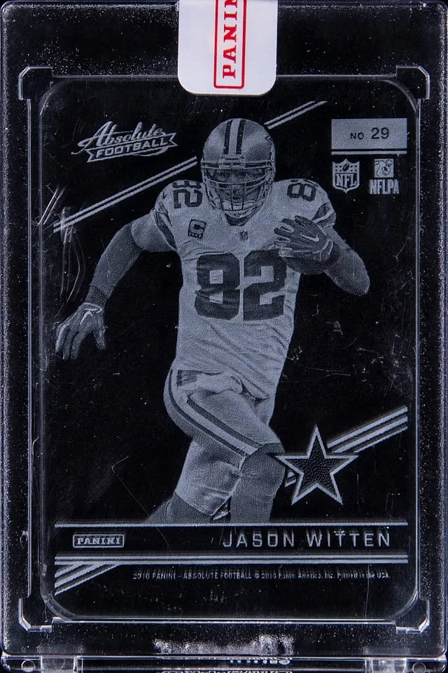 2016 Panini Absolute Jason Witten - Panini Encased Memorabilia Glass #29 card image