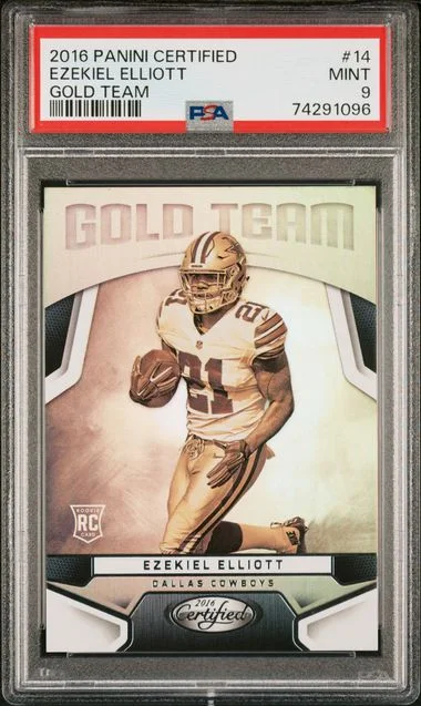 2016 Panini Certified Ezekiel Elliott Gold Team #14 card image