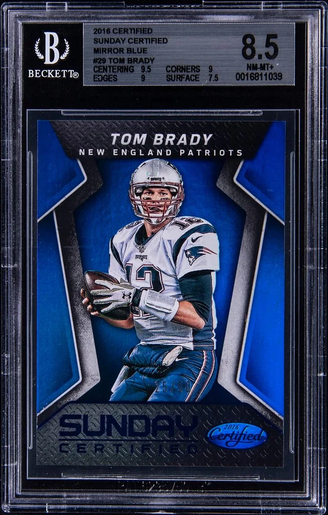 2016 Panini Certified Tom Brady Sunday Certified Mirror Blue #29 card image