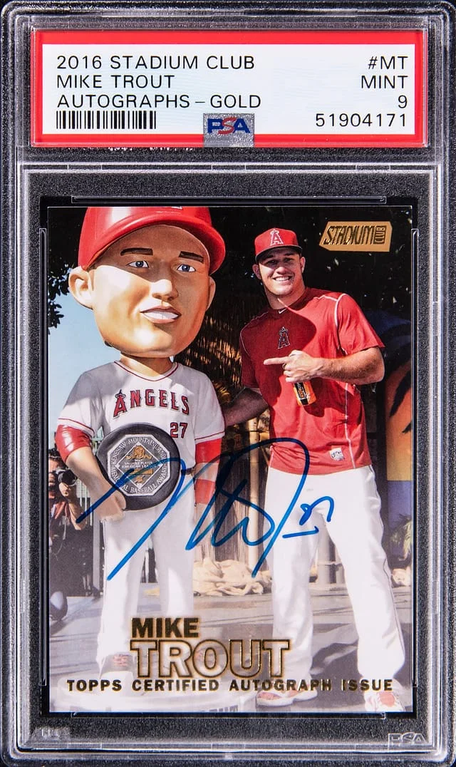 2016 Stadium Club Mike Trout Autographs-Gold #MT card image