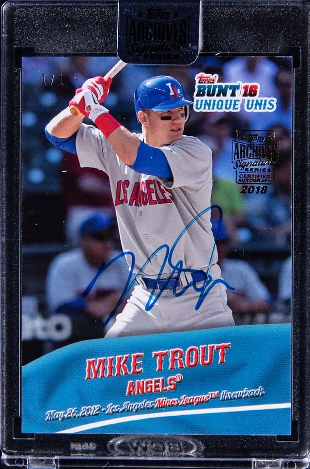 2016 Topps Mike Trout Bunt Unique Unis '18 Topps Archives Signature Series #UU-10 card image