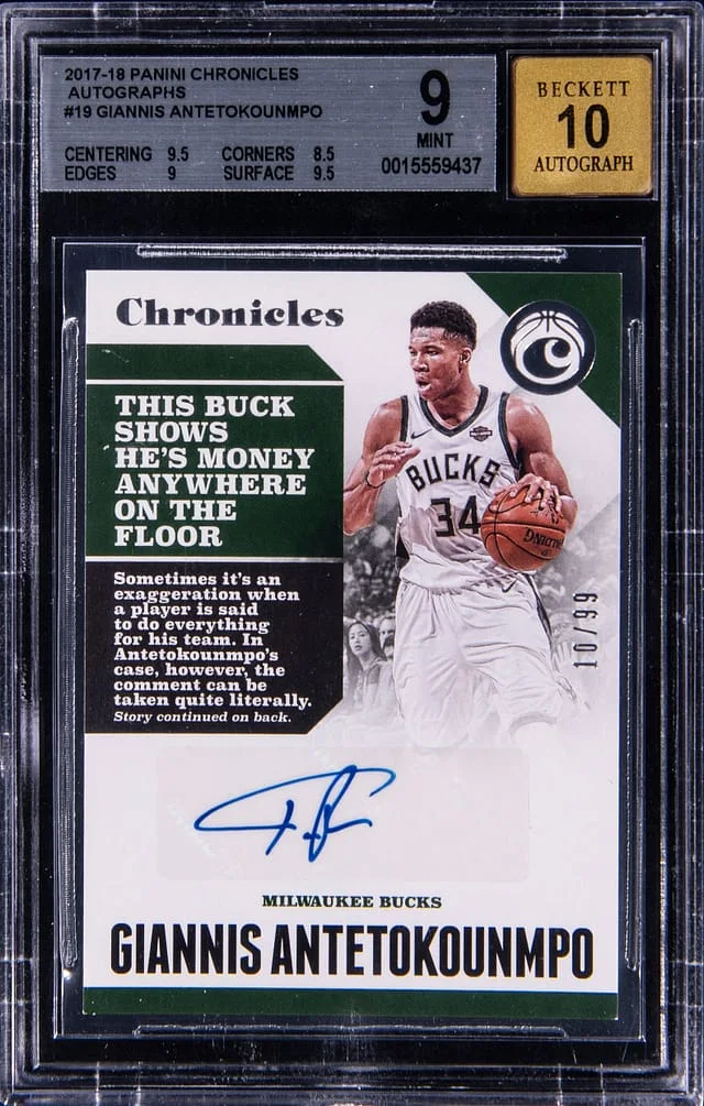 2017-18 Panini Chronicles Giannis Antetokounmpo Autograph #19 card image