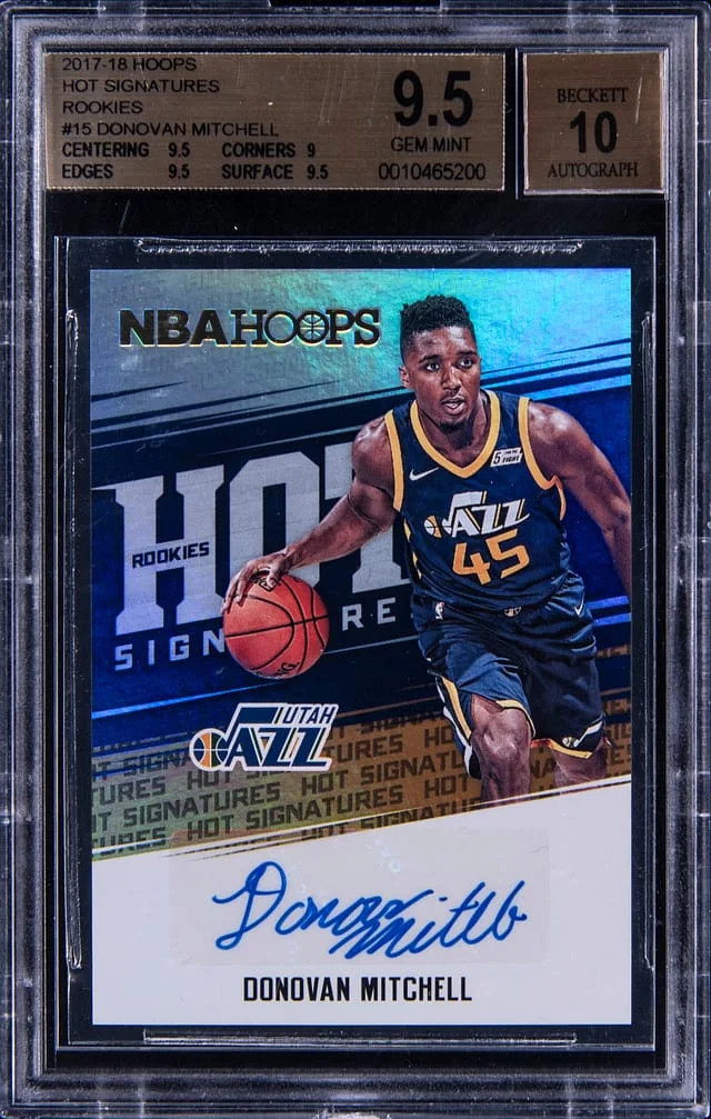 2017-18 Panini Donovan Mitchell NBA Hoops Rookies Hot Signatures #15 card image