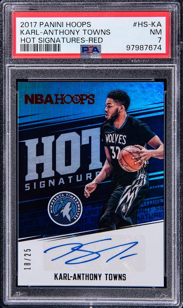 2017-18 Panini Hoops Karl-Anthony Towns Hot Signatures Red #HS-KA card image