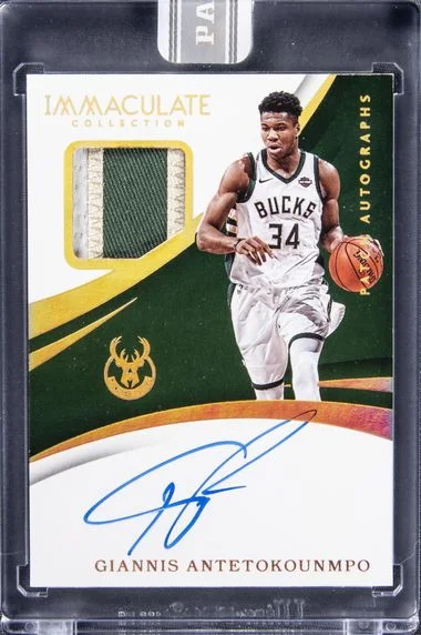 2017-18 Panini Immaculate Collection Giannis Antetokounmpo Patch Autographs White Box #PA-GAN card image