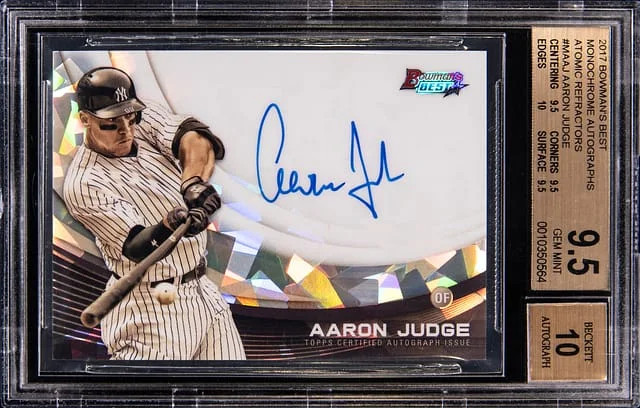 2017 Bowman's Best Aaron Judge Monochrome Autographs Atomic Refractor #MA-AJ card image