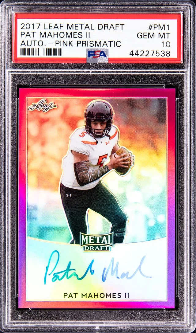 2017 Leaf Metal Patrick Mahomes II Draft Autographs Pink Prismatic #PM1 card image