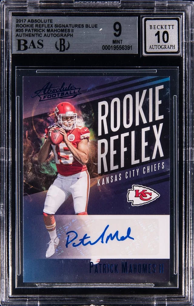 2017 Panini Absolute Patrick Mahomes II Reflex Signatures Blue #RR-PM card image