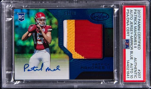 2017 Panini Certified Patrick Mahomes II Patch Autograph Blue #207 card image