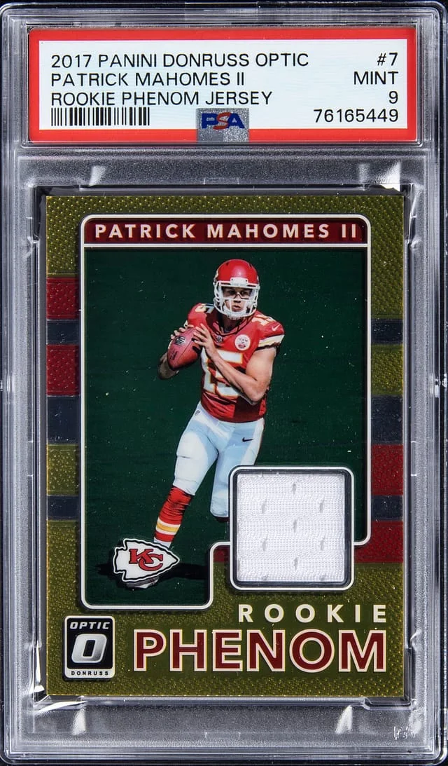 2017 Panini Donruss Optic Patrick Mahomes II Phenom Jersey #7 card image