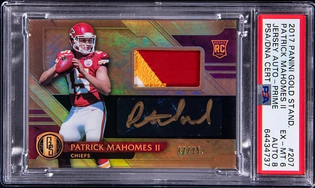 2017 Panini Gold Standard Patrick Mahomes II Patch Autograph (RPA) Prime #207 card image