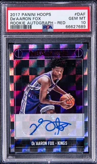 2017 Panini Hoops De'Aaron Fox Autograph Red #RA-DAF card image