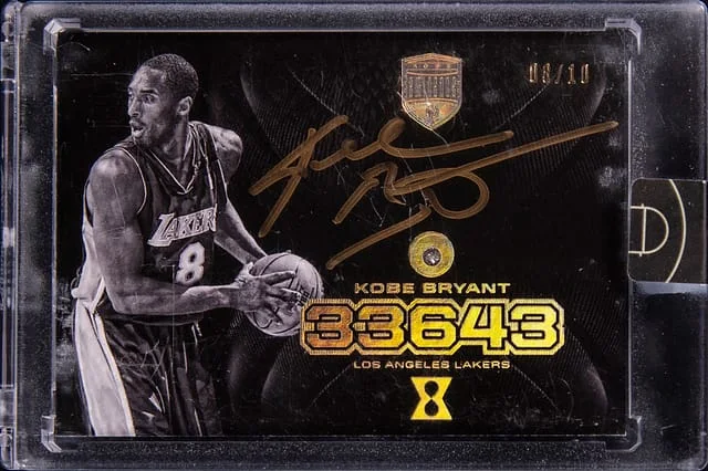 2017 Panini Kobe Bryant Kobe Eminence 33,643 Diamond Autograph #17 card image