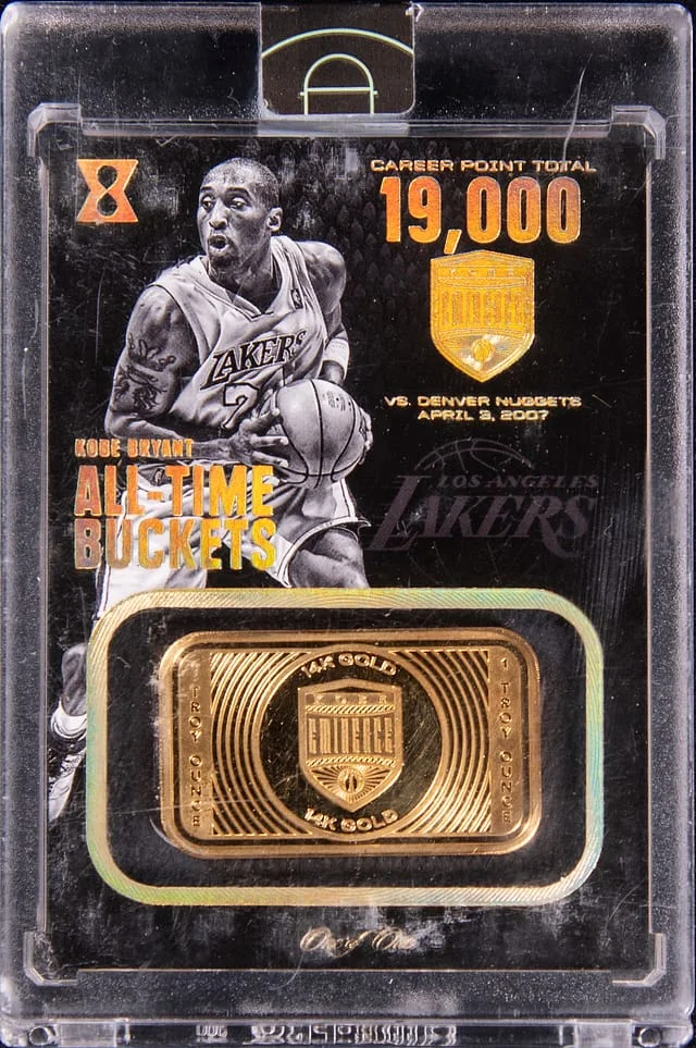 2017 Panini Kobe Bryant Gold Bar Kobe Eminence All-Time Buckets Gold #21 card image