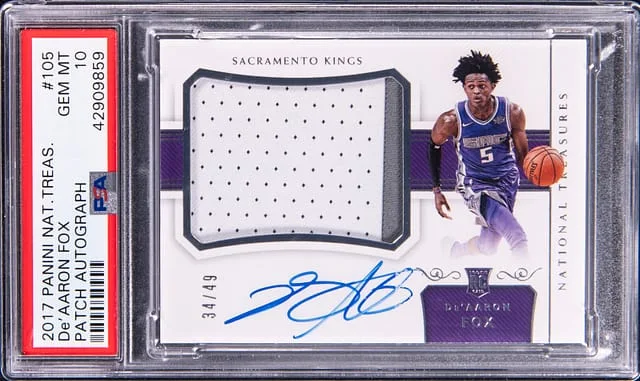 2017 Panini National Treasures De'Aaron Fox Patch Autograph #105 card image