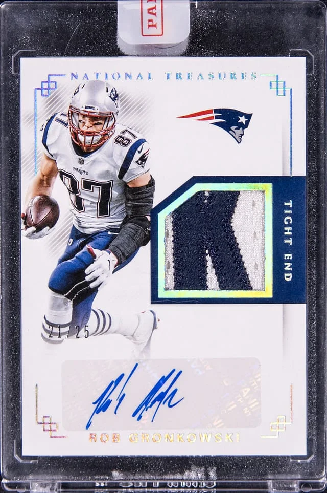 2017 Panini National Treasures Material Signatures Rob Gronkowski #no-number card image