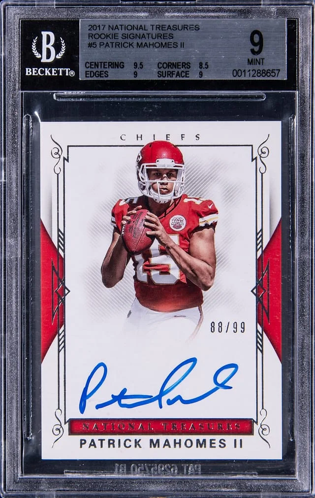 2017 Panini National Treasures Patrick Mahomes II Signatures #5 card image