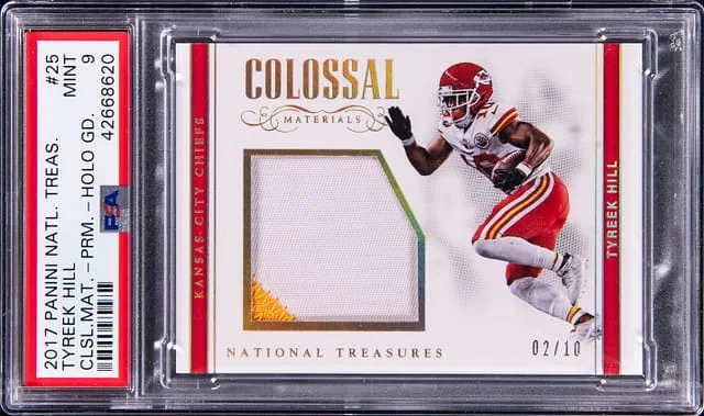 2017 Panini National Treasures Tyreek Hill Colossal Materials Prime-Holo Gold #25 card image
