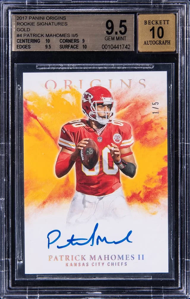 2017 Panini Origins Patrick Mahomes II Autographs Gold #RA-PM card image