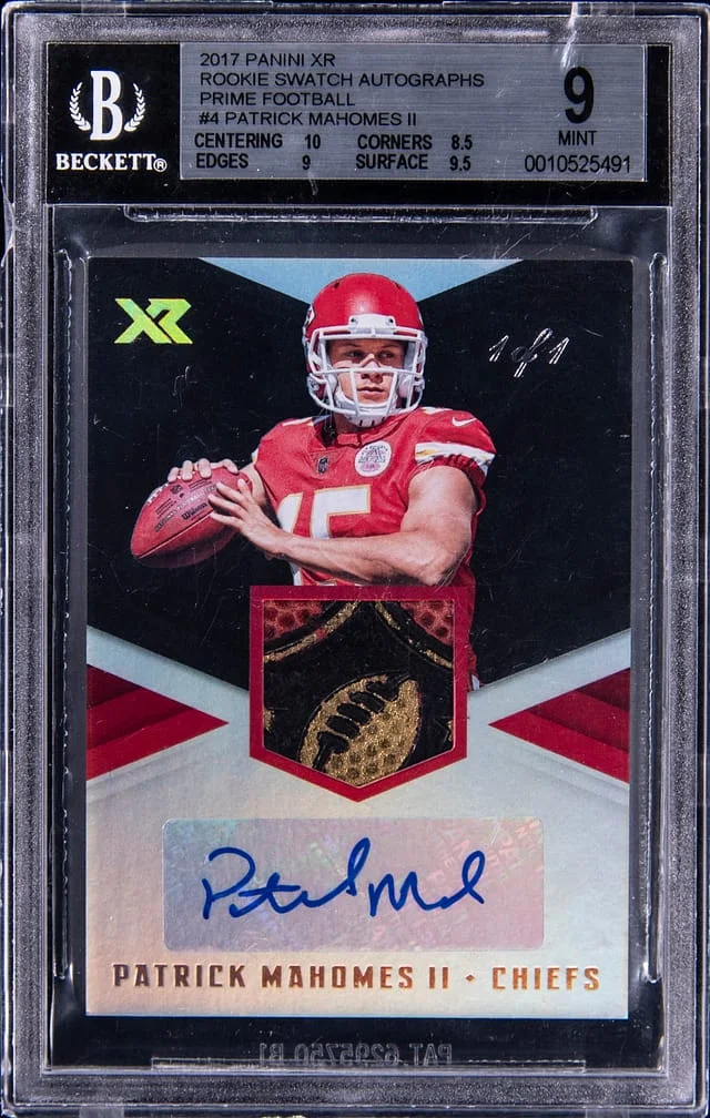 2017 Panini Patrick Mahomes II XR Swatch Autographs Prime Football #RSA-PM card image