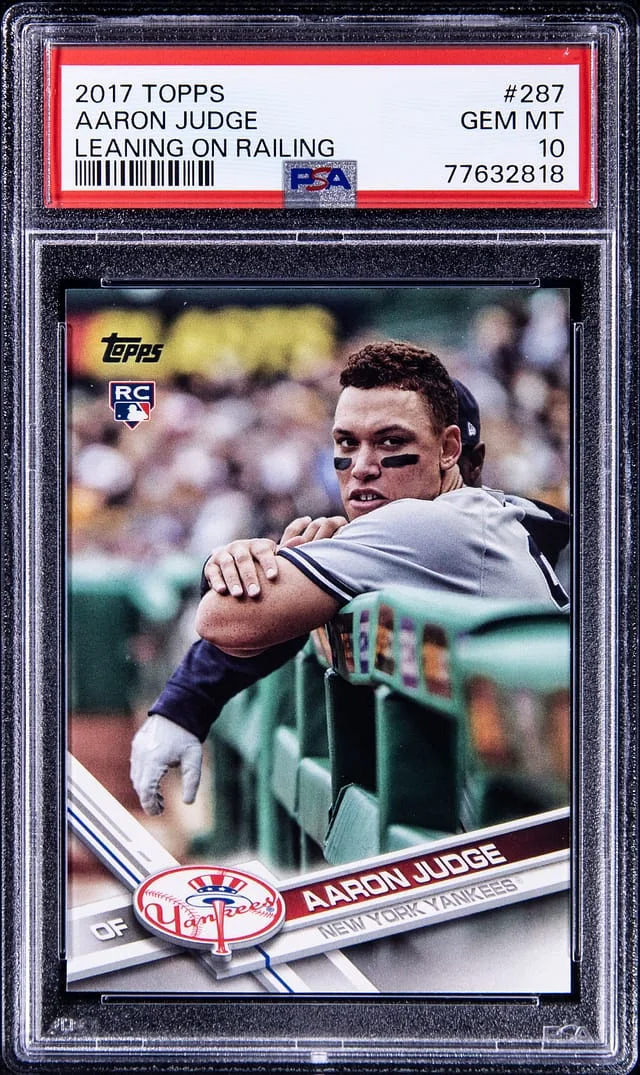 2017 Topps Aaron Judge, Leaning On Railing SP #287 card image