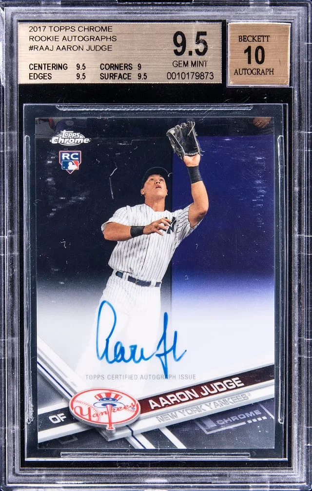 2017 Topps Chrome Aaron Judge Autographs Blue Wave Refractor #RA-AJ card image