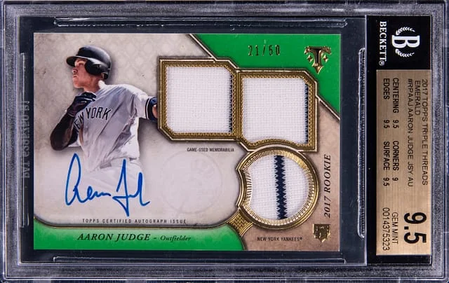 2017 Topps Triple Threads Aaron Judge Jersey Autograph Emerald #RPAAJ card image