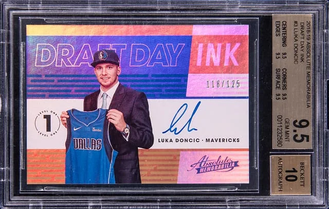 2018-19 Panini Absolute Luka Doncic Memorabilia Draft Day Ink #DD-LDC card image