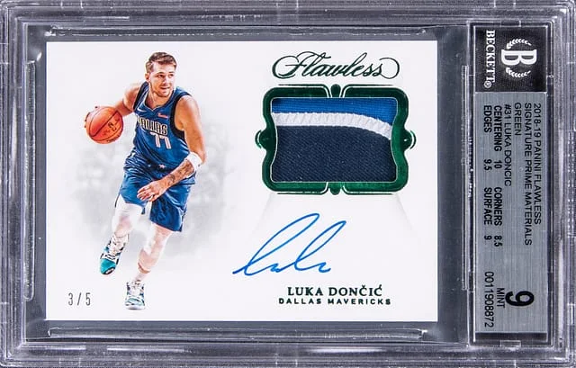 2018-19 Panini Flawless Luka Doncic Signature Prime Materials Green #SP-LDC card image