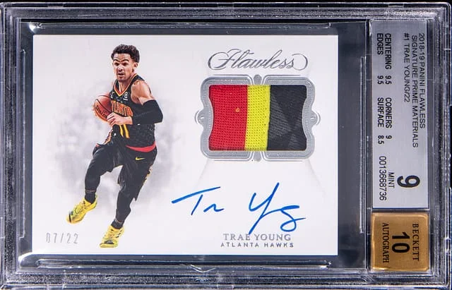 2018-19 Panini Flawless Trae Young Signature Patch #SP-TYG card image