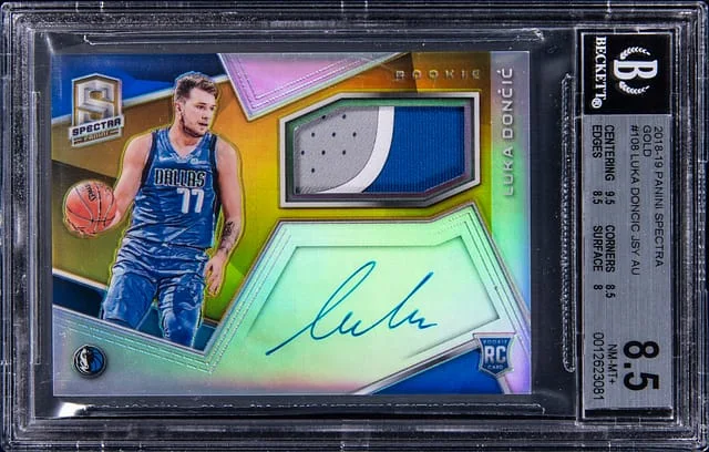 2018-19 Panini Spectra Luka Doncic Jersey Autograph Neon Blue #108 card image