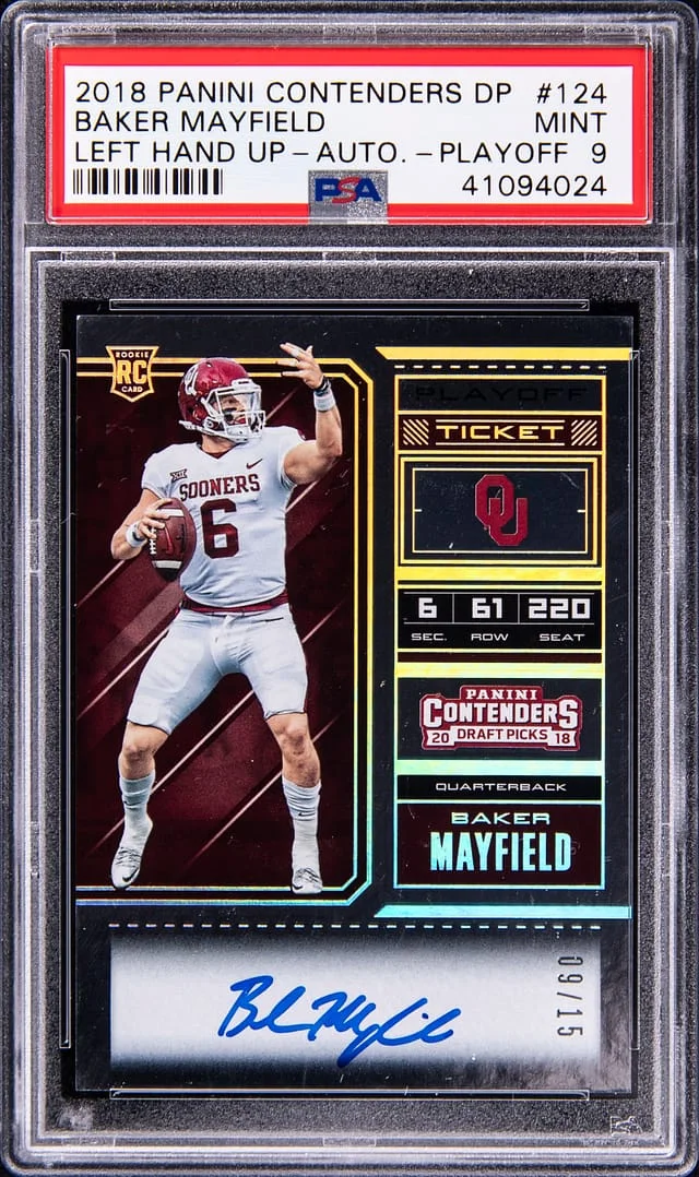 2018 Panini Contenders Baker Mayfield Draftpicks Left Hand Up Autograph Playoff #124 card image