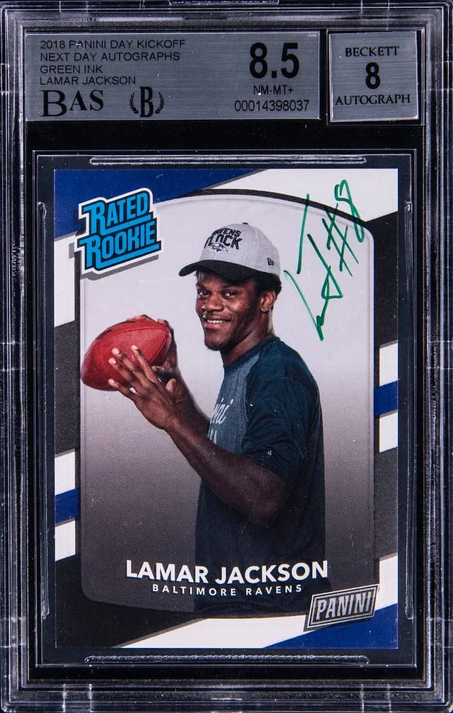 2018 Panini Day Kickoff Next Day Autographs Green Ink Lamar Jackson #no-number card image