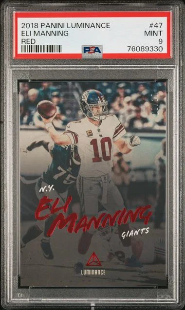 2018 Panini Eli Manning ( Luminance Red #47 card image