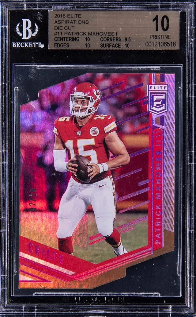 2018 Panini Elite Patrick Mahomes II Aspirations Die Cut #11 card image