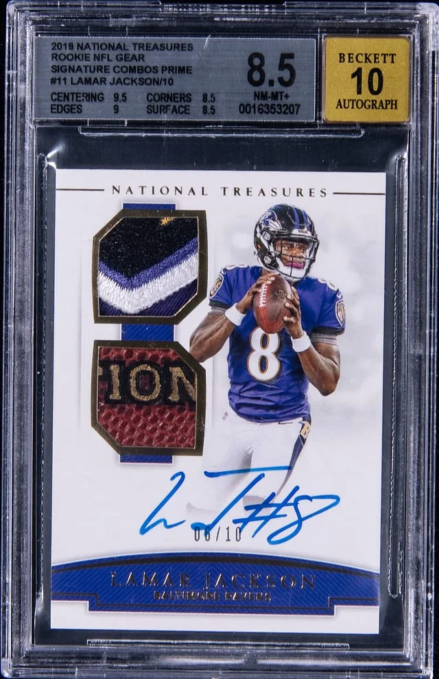 2018 Panini National Treasures Lamar Jackson NFL Gear Signature Combos Prime #11 card image