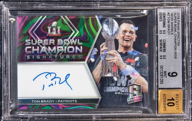 2018 Panini Spectra Tom Brady Super Bowl Champion Signatures Neon Marble #SB51 card image