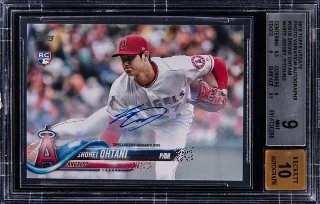 2018 Topps Update Shohei Ohtani, White Photo Variation Autographs #US1 card image