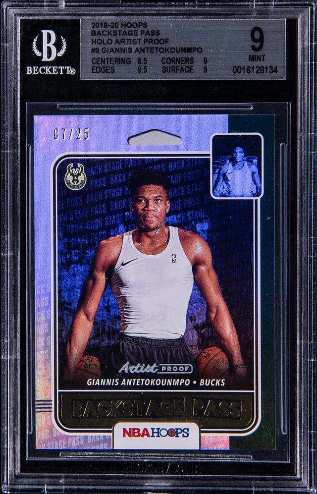 2019-20 NBA Hoops Giannis Antetokounmpo Backstage Pass Holo Artist Proof #9 card image