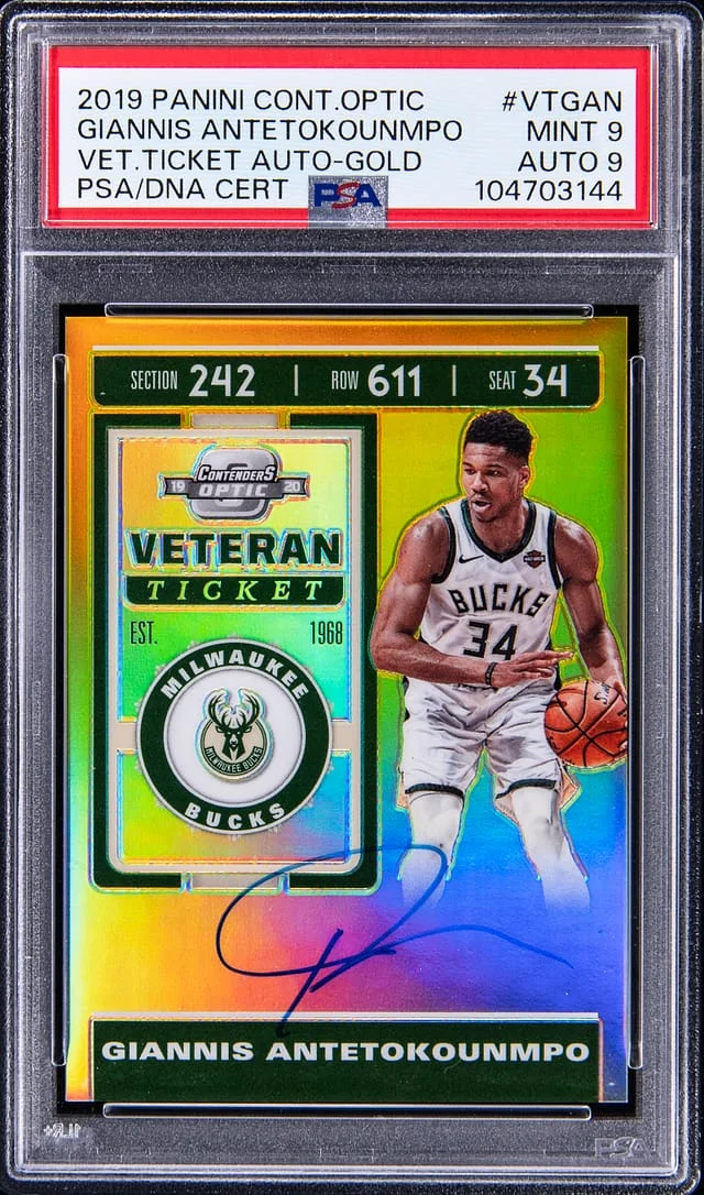 2019-20 Panini Contenders Optic Giannis Antetokounmpo Veteran Ticket Autographs Gold #VT-GAN card image