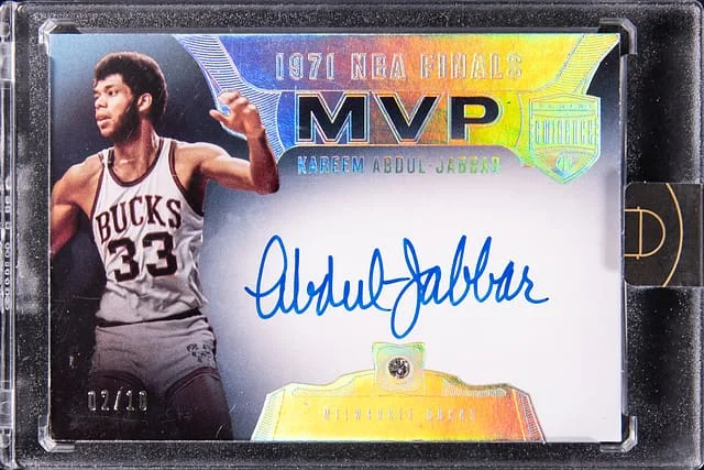2019-20 Panini Eminence Kareem Abdul-Jabbar 1971 Finals MVP Diamond Signatures #FM-KS2 card image
