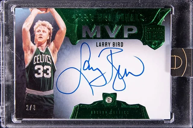 2019-20 Panini Eminence Larry Bird Finals MVP Diamond Signatures Green #FM-LBI card image