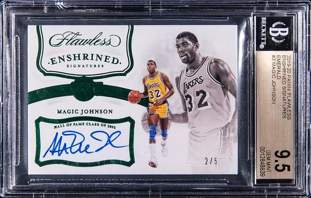 2019-20 Panini Flawless Magic Johnson Enshrined Signatures Emerald #ES-MJN card image