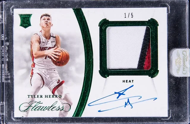 2019-20 Panini Flawless Tyler Herro Patch Autographs Emerald #PA-THR card image