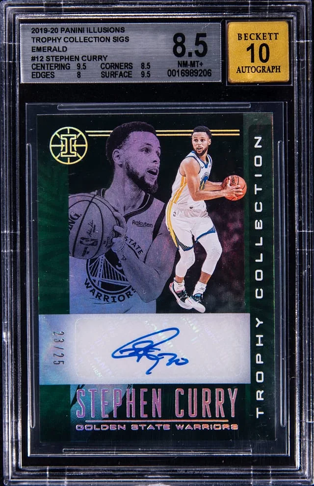 2019-20 Panini Illusions Stephen Curry Trophy Collection Signatures Emerald #12 card image